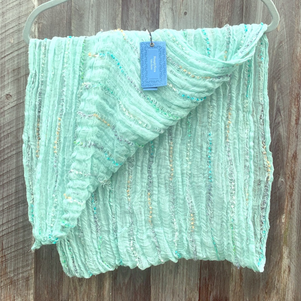 Simply Vera Wang : Airy Scarf : New with Tags